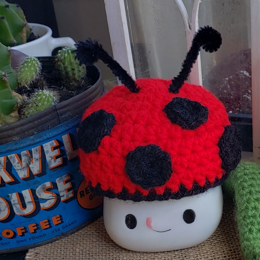 Marshmallow Mug Ladybug hat
